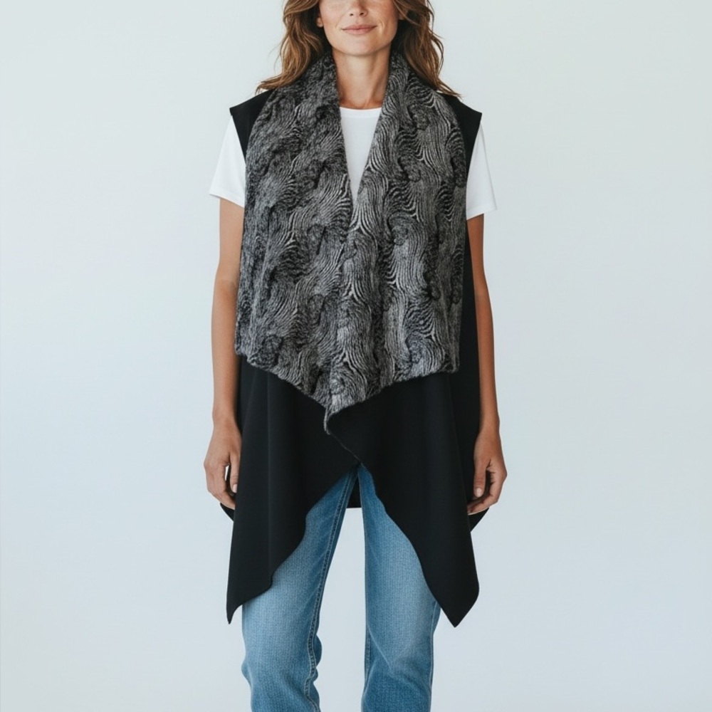 Dolce Cabo Women’s Black Gray Faux Fur Vest Outerwear‎ Large